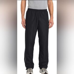 Land's End Athletic Wind Pants With Pockets